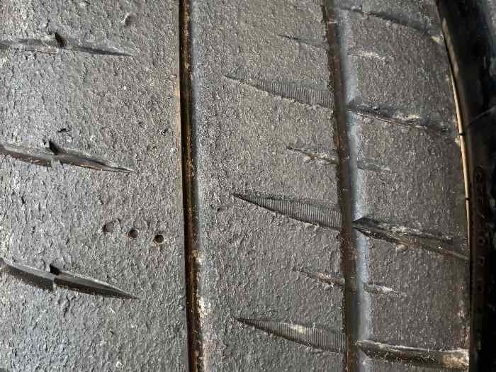 Pneu. Michelin s11 en 18p