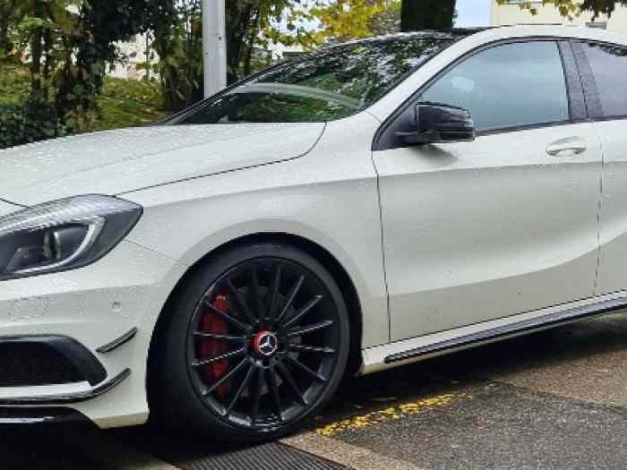 A45 amg mercedes 1