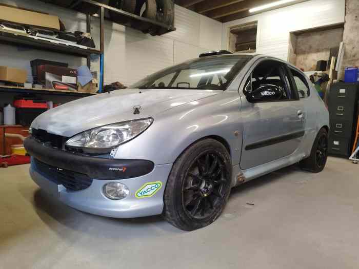 Peugeot 206 A FINIR DE MONTER