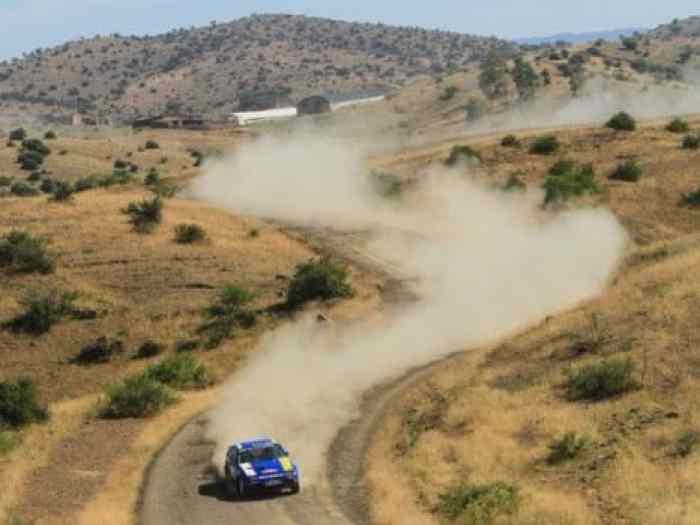 Porsche 924 turbo préparée rallyes terre – photo 4 sur 4