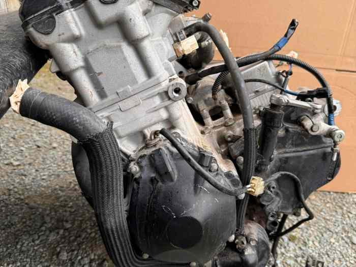 Bloc moteur ou motorisation complète 1000 GSXR 2009/2016 31000 Kms provenance moto accidentée 0