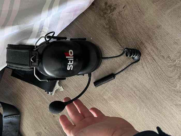 Casque stilo et Hans hybrid 5