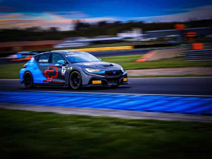CUPRA LEON COMPETICION TCR 0