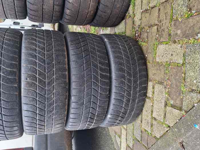 Pneus pluie pirelli RWA 17 et 18