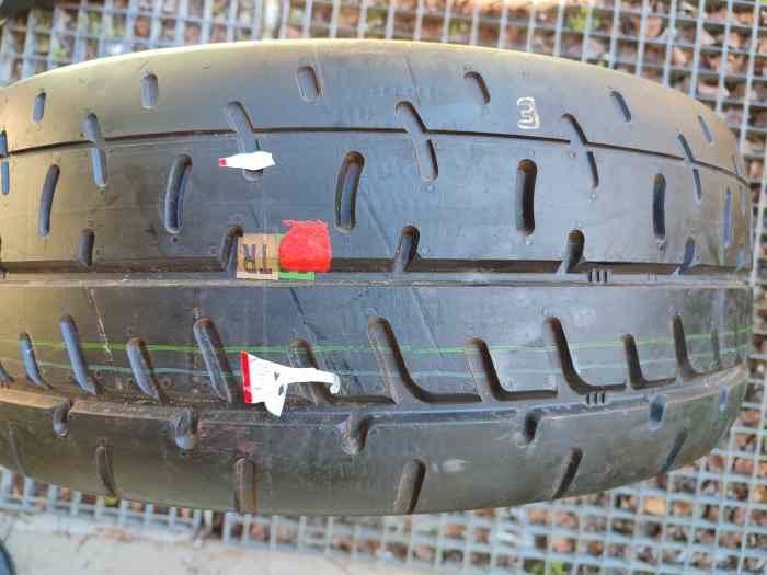 1 pneu MRF neuf 195/50 R 15 ZTTc 82V 1