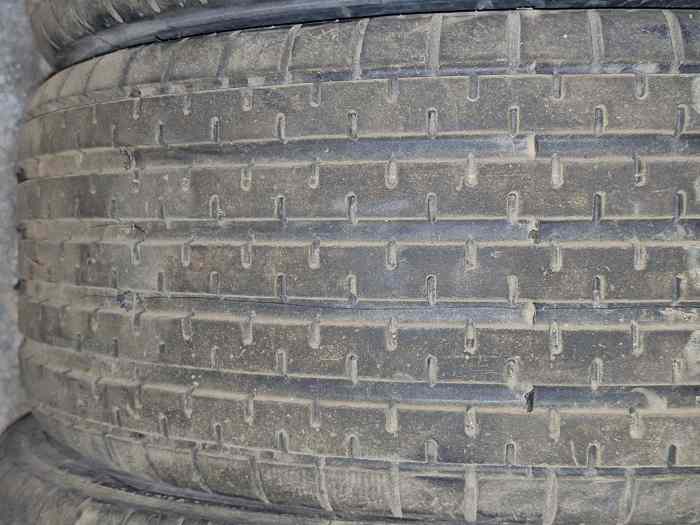 Pneus Michelin PB20 16/53-13 et 14/53-13 2