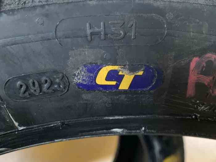 lot pneus Michelin en 18 gomme H31/ M20 / M21 3