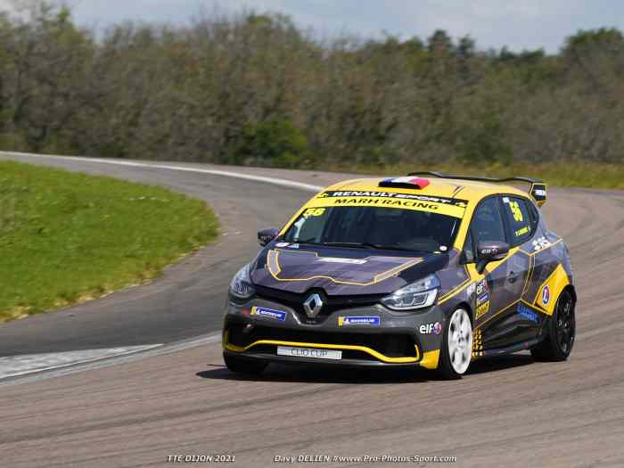 Clio 4 cup x98 3