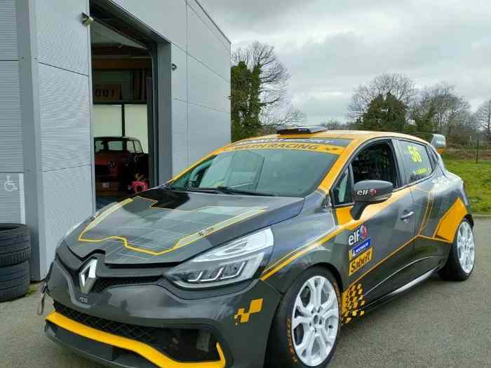 Clio 4 cup x98 0
