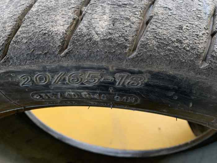 vznd 2 pneus Michelin 20/65/18 S10 2