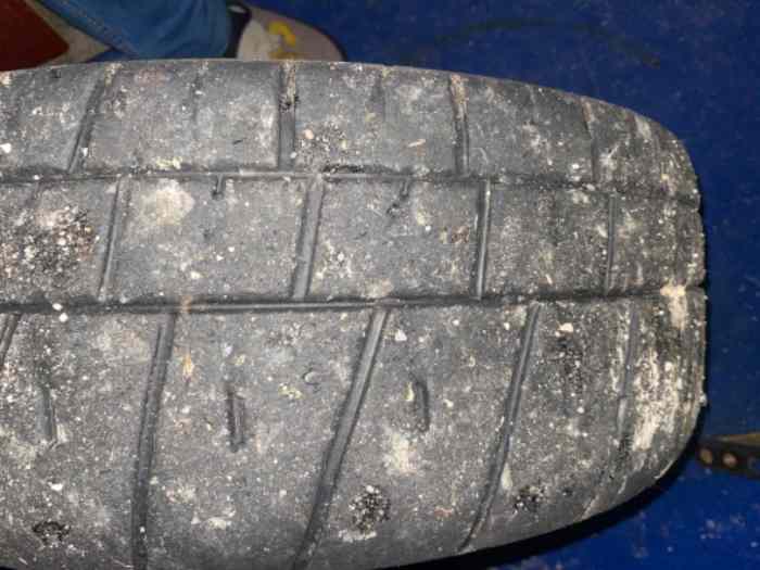 Hankook w53 180/62 R17 2