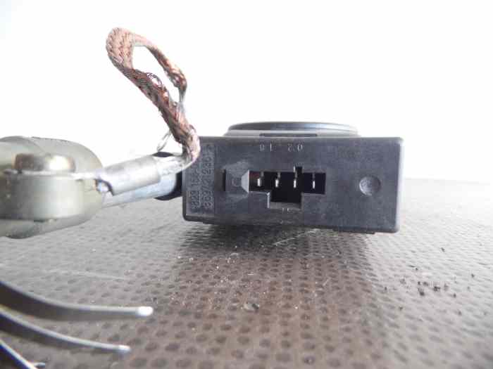 ANTENNE AUTOMATIQUE 2028200975 MERCEDES SL R129 3