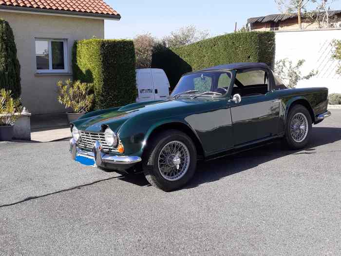 belle Triumph TR4 de 1964