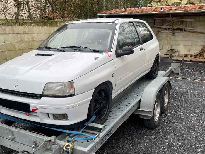 Clio rallye 1