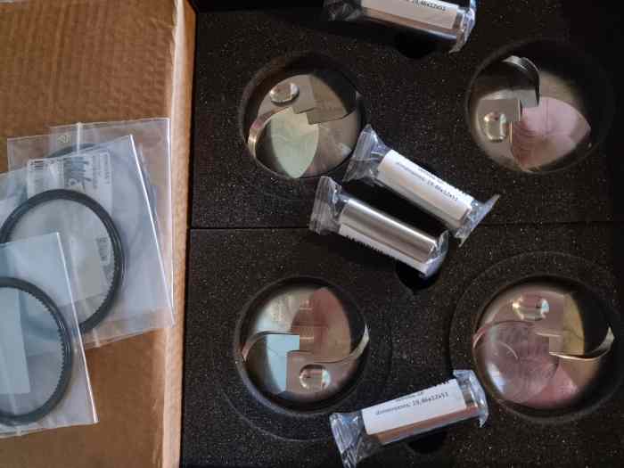Bielles forgées ZRP + pistons Wossner TU3 AX GTI 106 XSI 1.4L 2