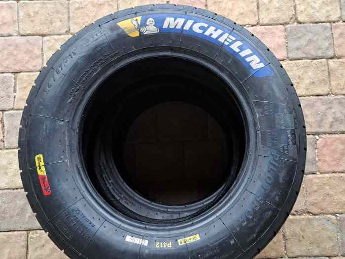 Pneus Michelin Pilot sport pluie P412 1