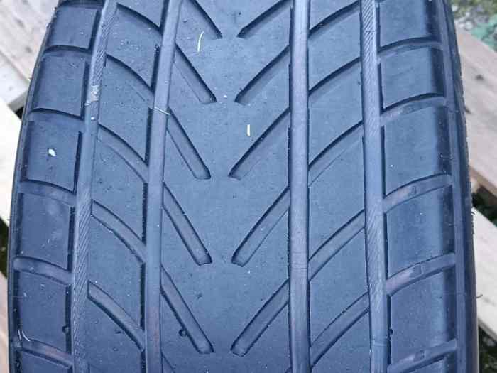 2 pneus avant AVON pluie Proto/Mono