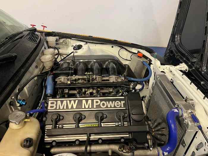BMW M3 Groupe A – photo 4 sur 6