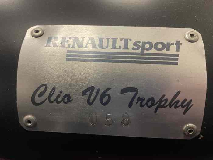 CLIO V6 TROPHY ORIGINE 1