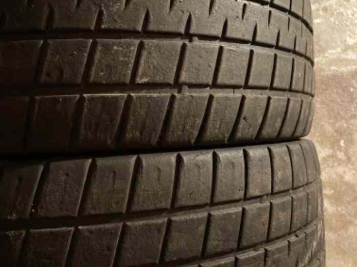Pneus Michelin H30 - M20 - MW1