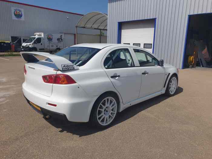 MITSUBISHI LANCER EVO 10 GR N/A – photo 2 sur 2
