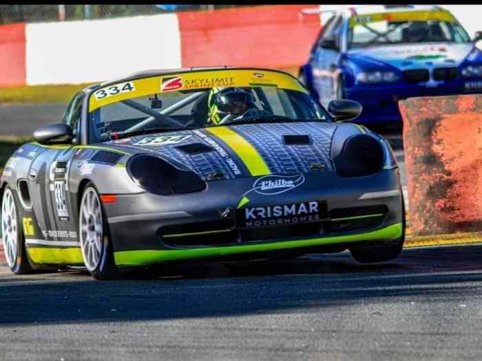 Porsche boxster trackday/race a vendre