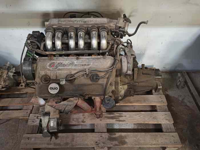 Moteur boîte Alpha V6 3L 12 soupapes 1...