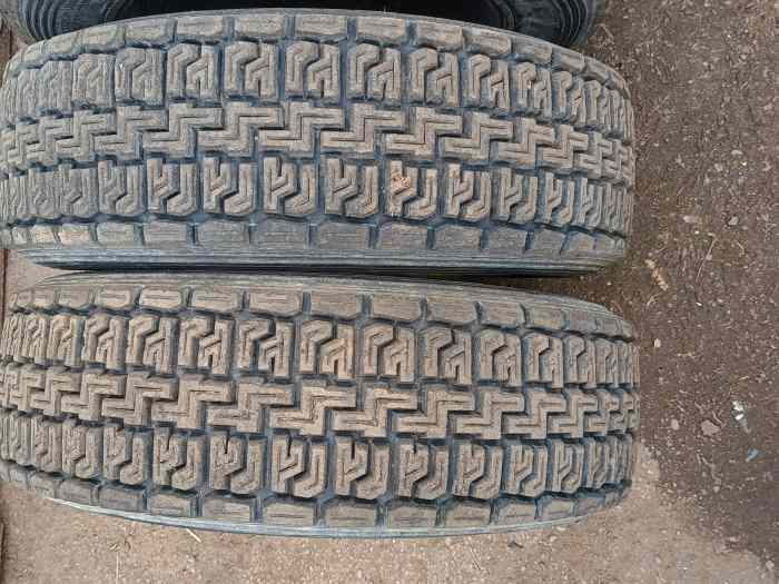 4 pneus terre hankook R211 175/70/15 40km 1