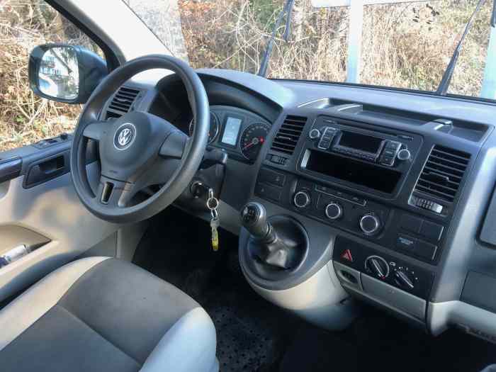 Volkswagen transporter T5 L2h1 102ch 2
