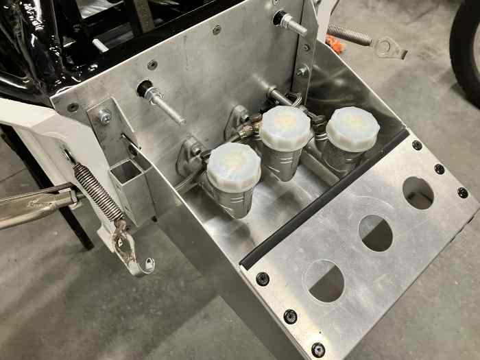 VAN DIEMEN RF85 FORMULE FORD 1600 COMME NEUVE 2