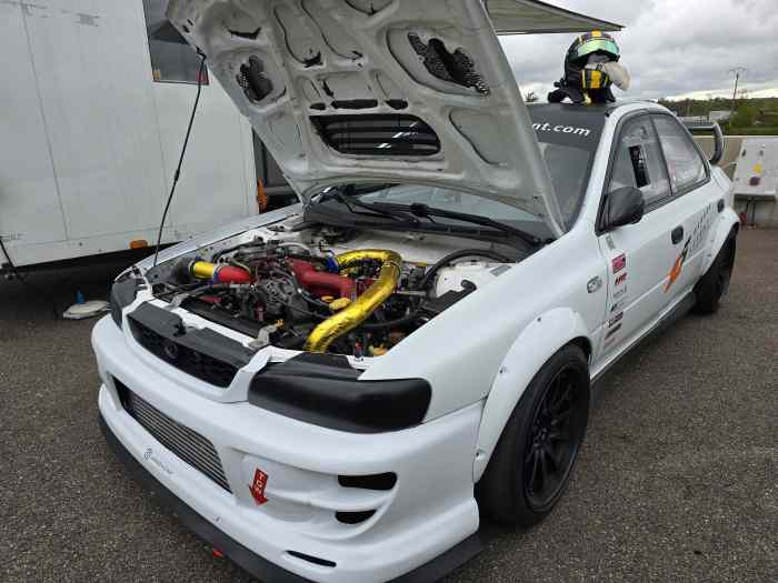 Subaru Impreza GT STI 0