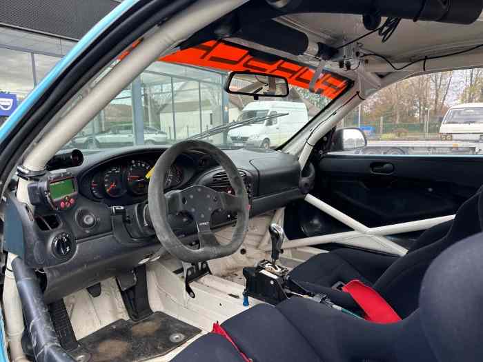 PORSCHE 996 GT3 CUP – photo 3 sur 6