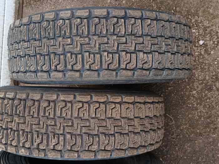 4 pneus terre hankook R211 175/70/15 40km 2