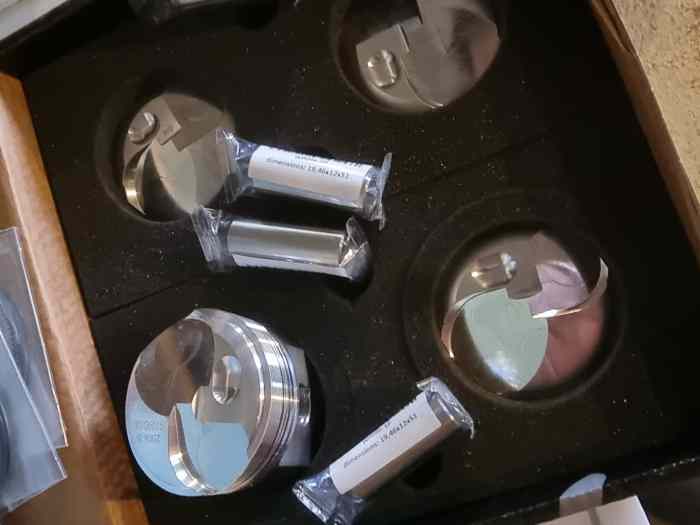 Bielles forgées ZRP + pistons Wossner TU3 AX GTI 106 XSI 1.4L 3