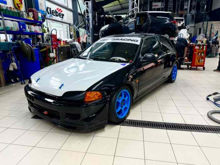 Honda civic 4