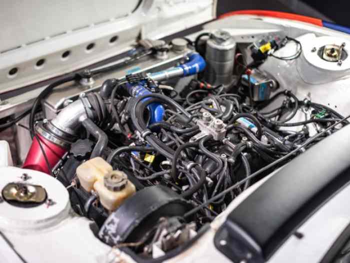 PEUGEOT 504 COUPÉ V6 « RAID » 3