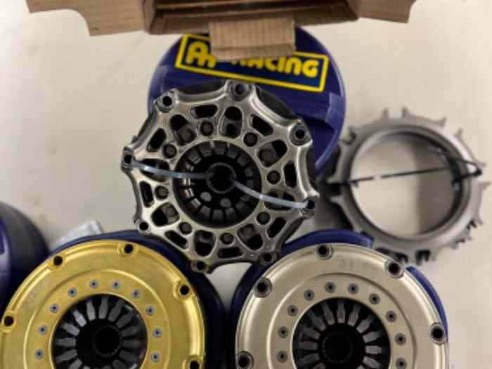 Embrayage Carbone monoplace prototype 0