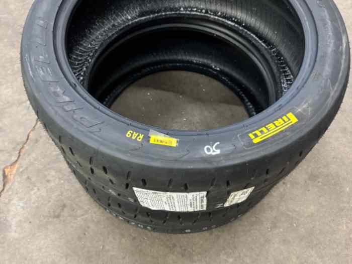 LOT Pirelli RA9 RA7 RW Neuf et Occasion. 235/40 R18 1