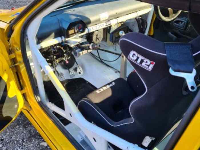 Clio cup x65 – photo 4 sur 4