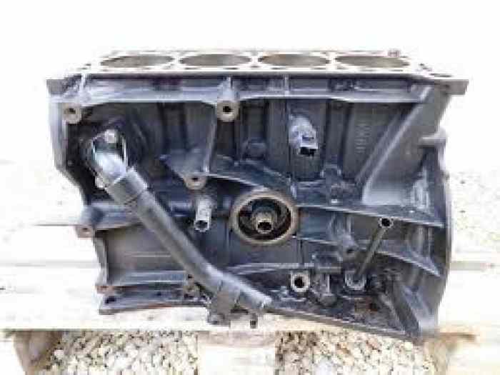 Bloc moteur F4K clio 3 Megane 2L