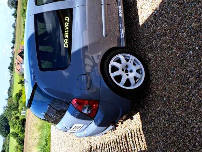 Clio 2 RS 2