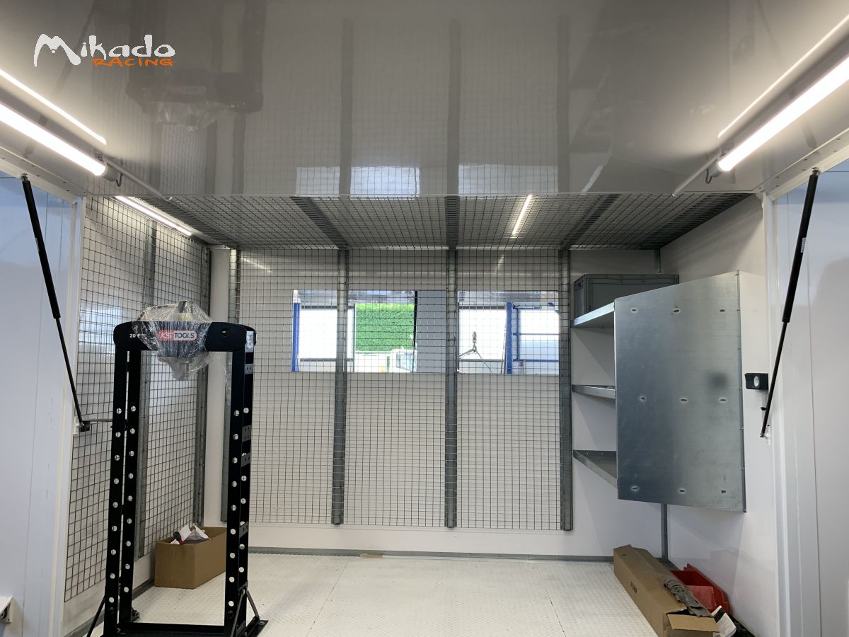 A Vendre - Caisson Atelier Polybenne – photo 5 sur 6