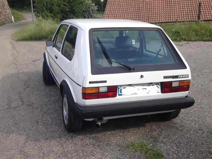 VENDUE Golf mk1 GTI 1800 version rabbi...