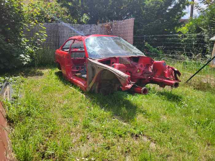 Caisse accidentée bmw m3 e36 3.2 avec CG + CT 04/2024 0