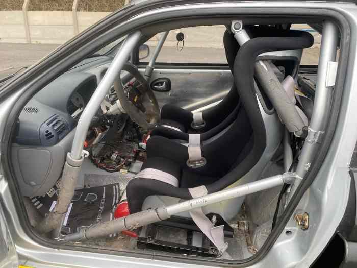 RENAULT CLIO V6 phase 1 proto 4