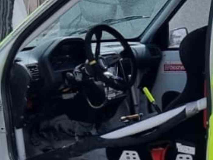 Peugeot 106 gti 4