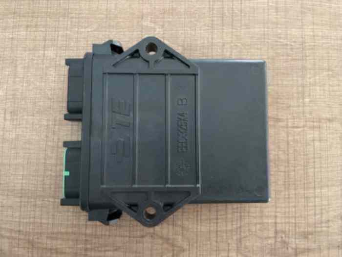 Calculateur E-race black neuf complet 1