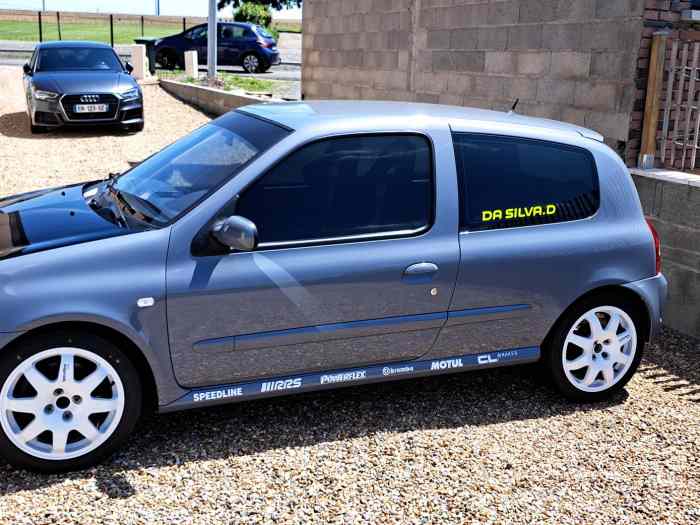 Clio 2 RS 0