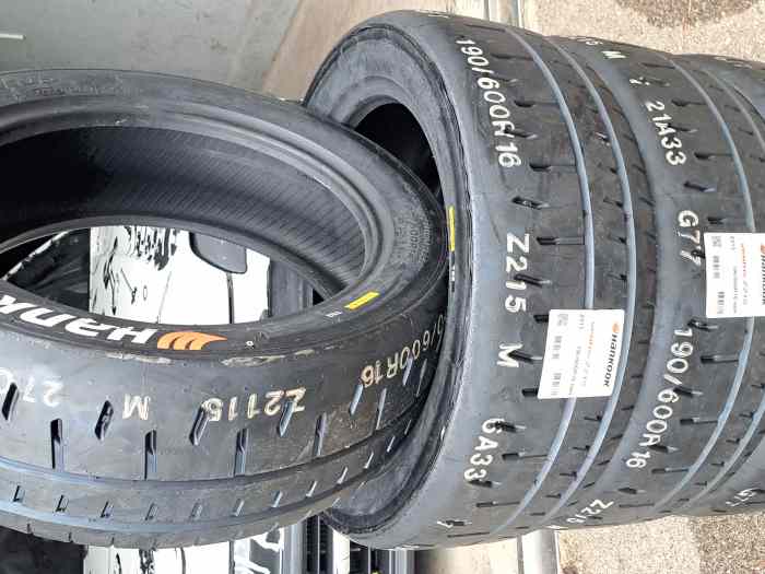 Pneus Hankook Z215 avec E, neufs 4pc 0
