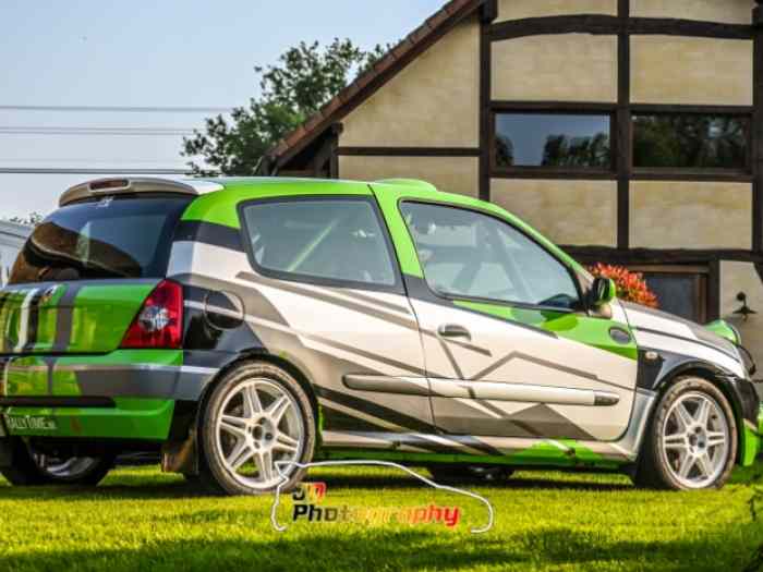 Clio Ragnotti Top GrN 3